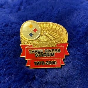 Pittsburg Steelers Pin (Aminco) Three Rivers Stadium Very,  Very Rare